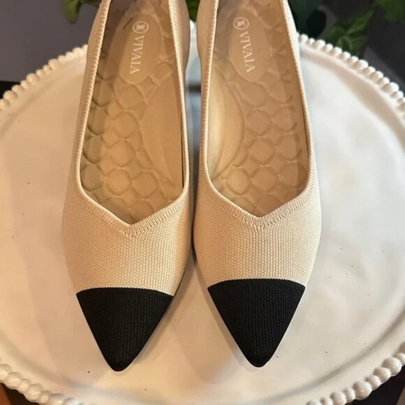 Vivaia Two Tone Pointy Kitten Heels Size 40/9 NWOT - Picture 7 of 10